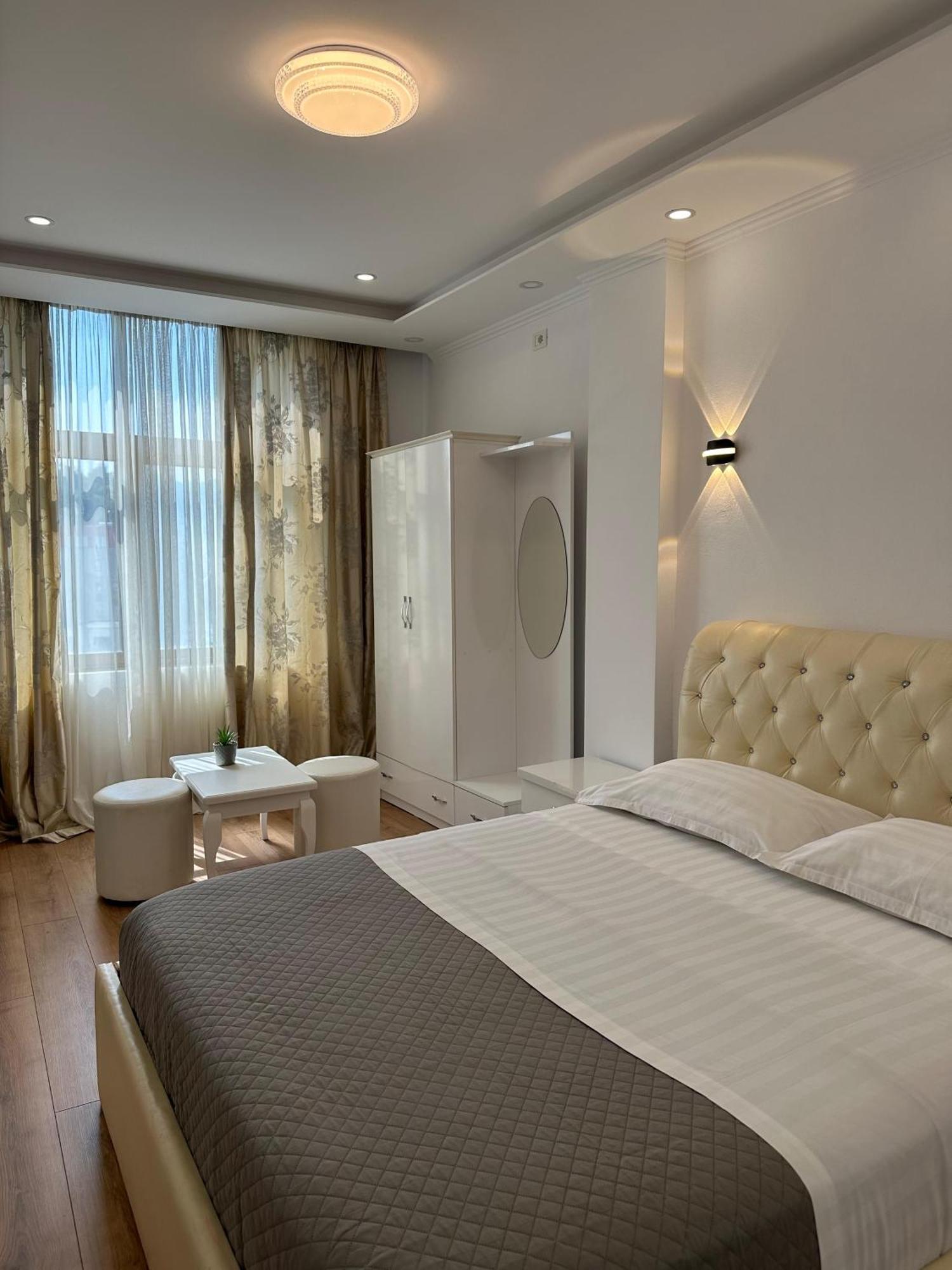 Hotel Arberia 地拉那 外观 照片