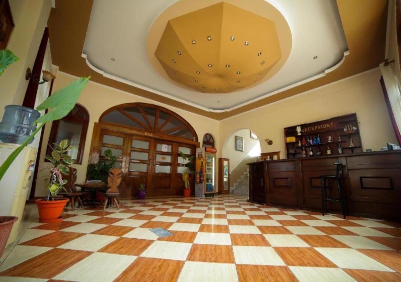 Hotel Arberia 地拉那 外观 照片